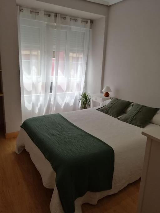 Apartmán Piso Completo Cerca De Estacion Bus, Tren Y Ferrys Santander Exteriér fotografie